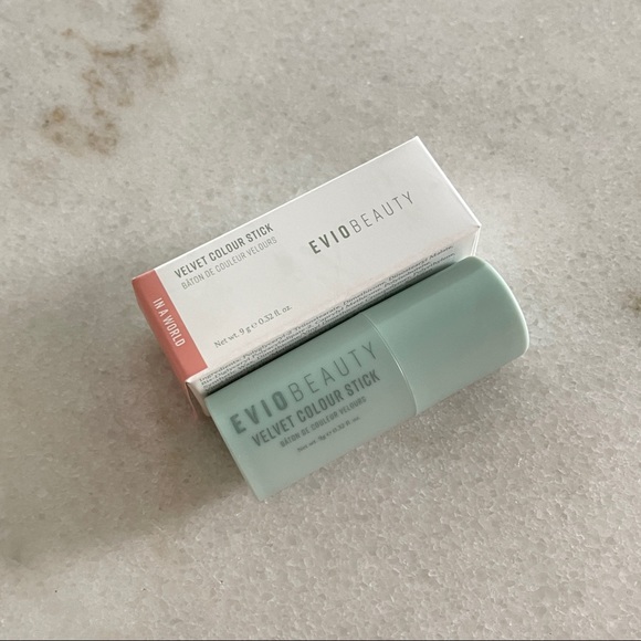 🔥4/$20 🆕 EVIO Cream Cheek Lip Eye Velvet Colour multiStick full size InaWorld - Picture 4 of 11